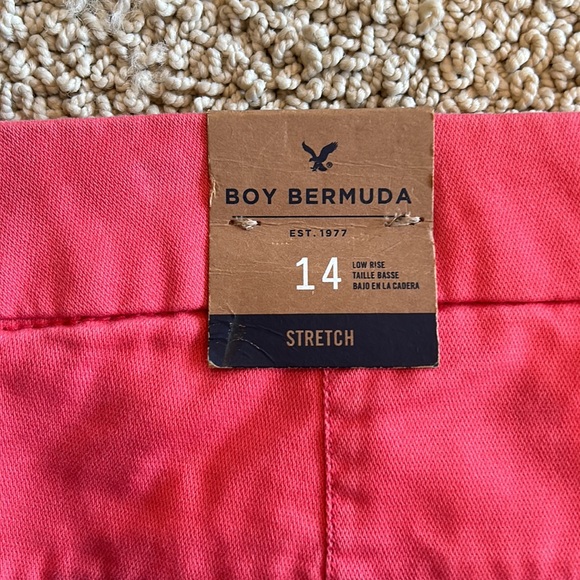 American Eagle Boy Bermuda shorts coral color - Picture 3 of 3